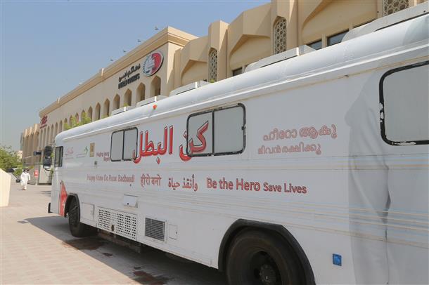 محاكم دبي تنظّم حملة التبرع بالدم